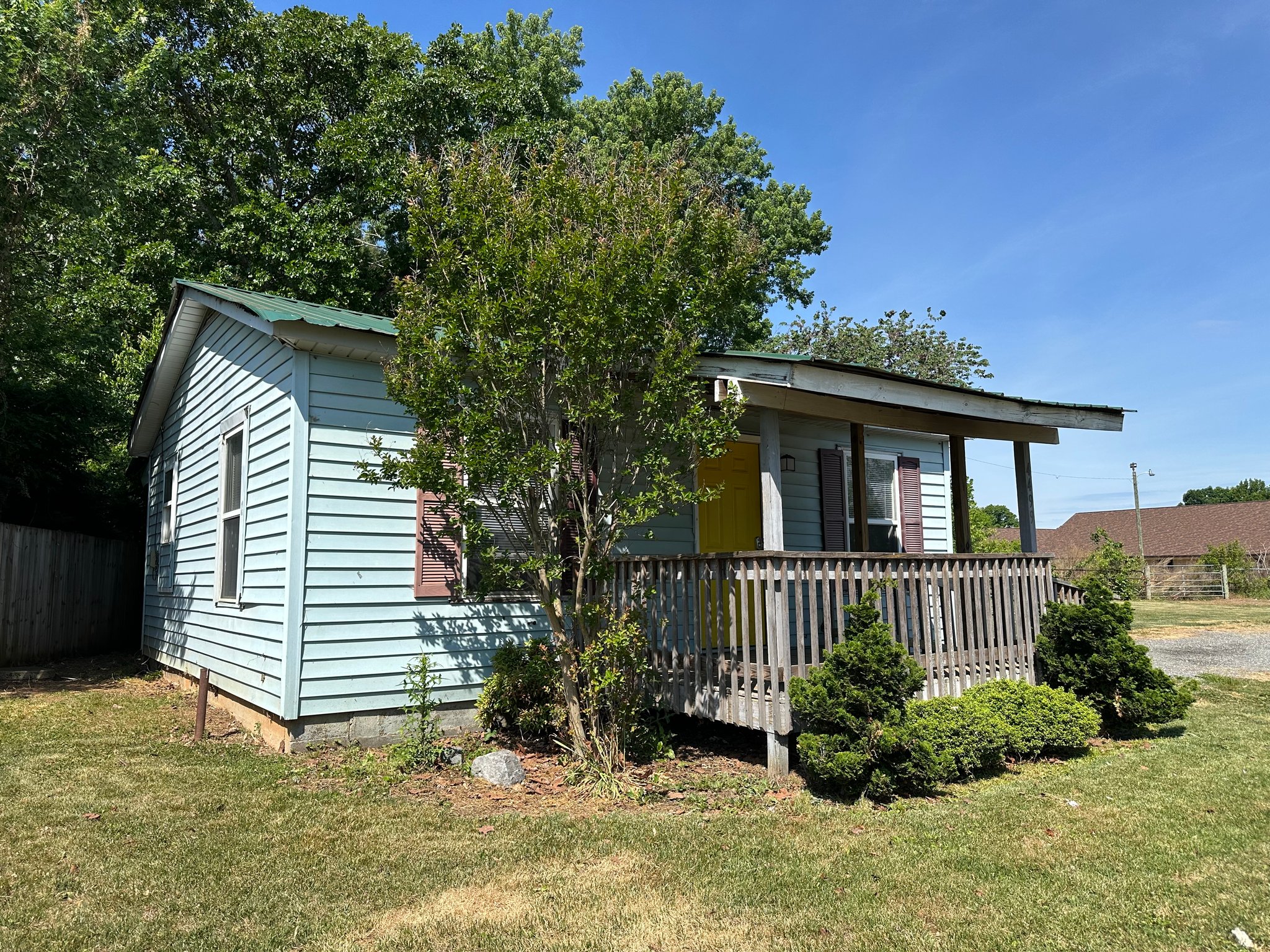 Hudson House: 4499 Hickory Nut Ridge Rd