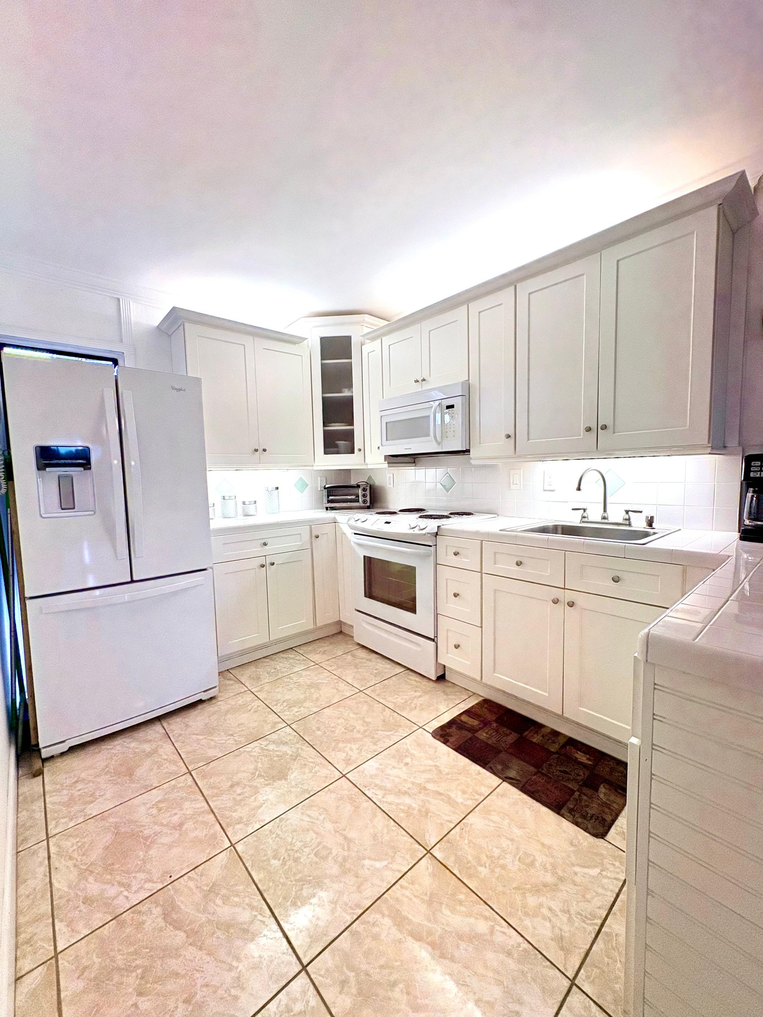 Aventura Condo: 20500 W Country Club Drive