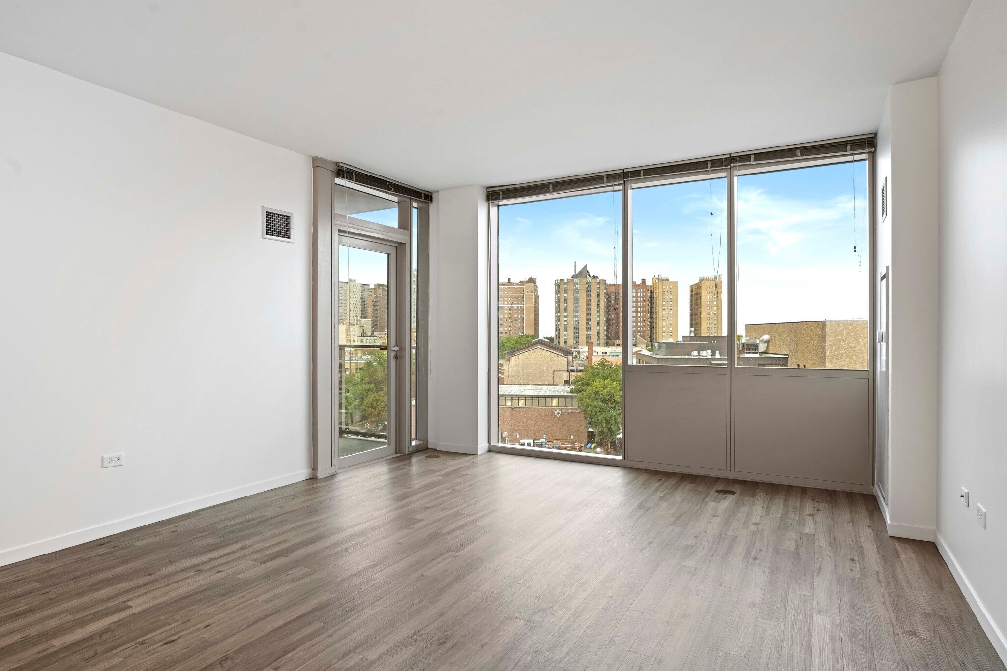 Chicago Condo: 3746 N Halsted St
