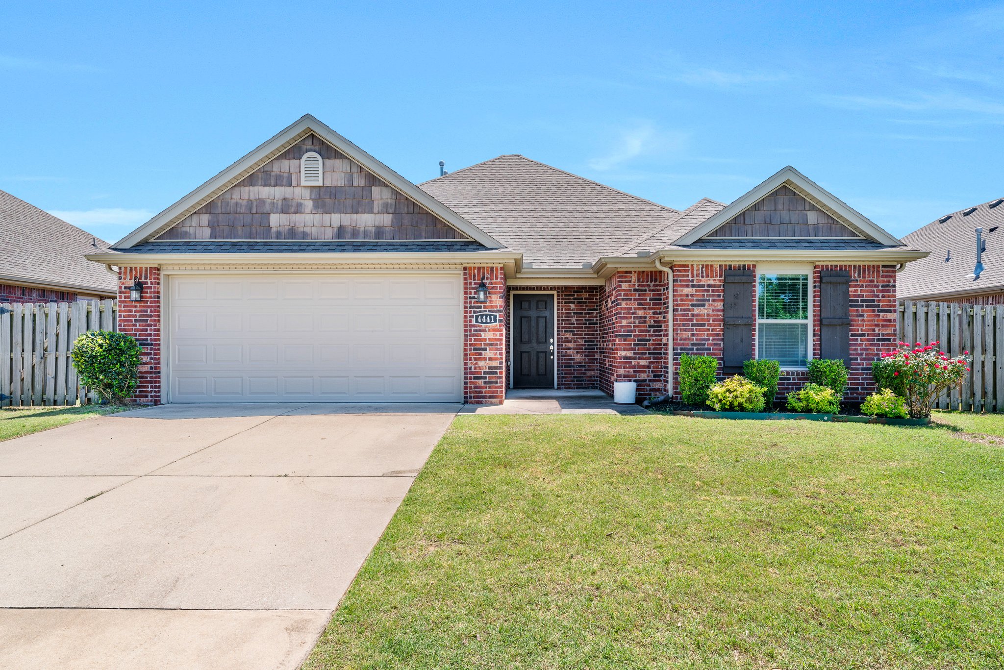 Fayetteville House: 4441 W. Anthem Dr