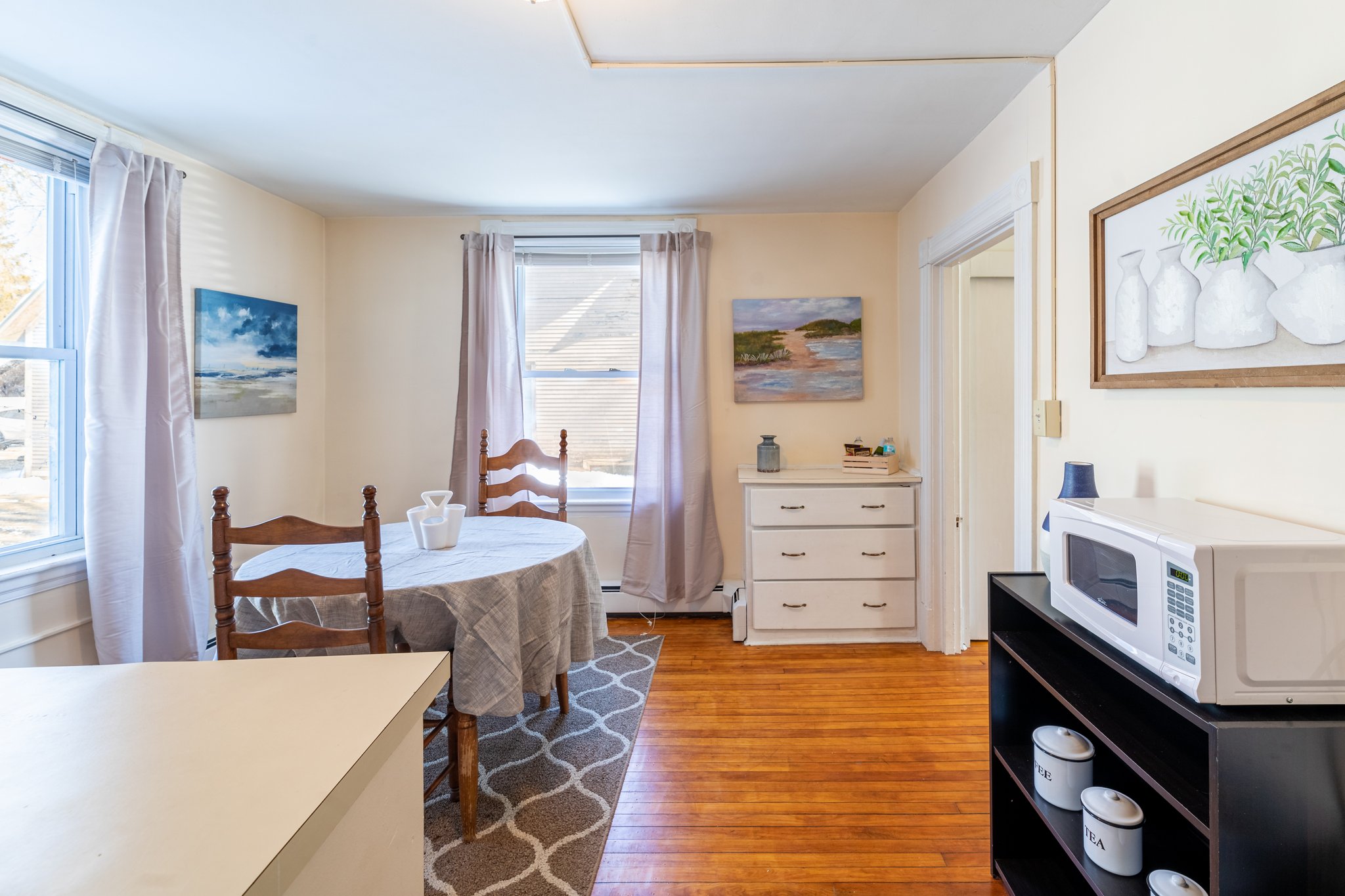 Windsor Apartment: 64 State Street