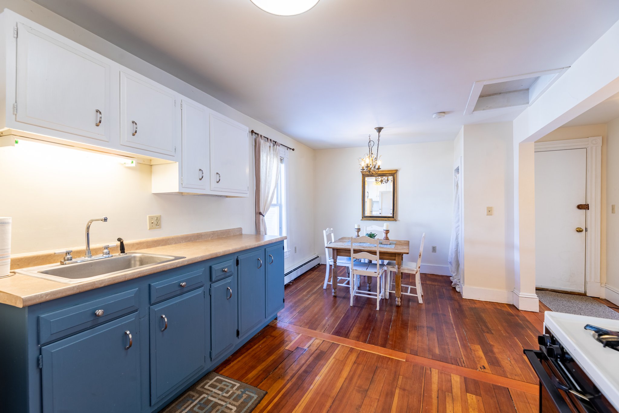 Windsor Apartment: 64 State Street