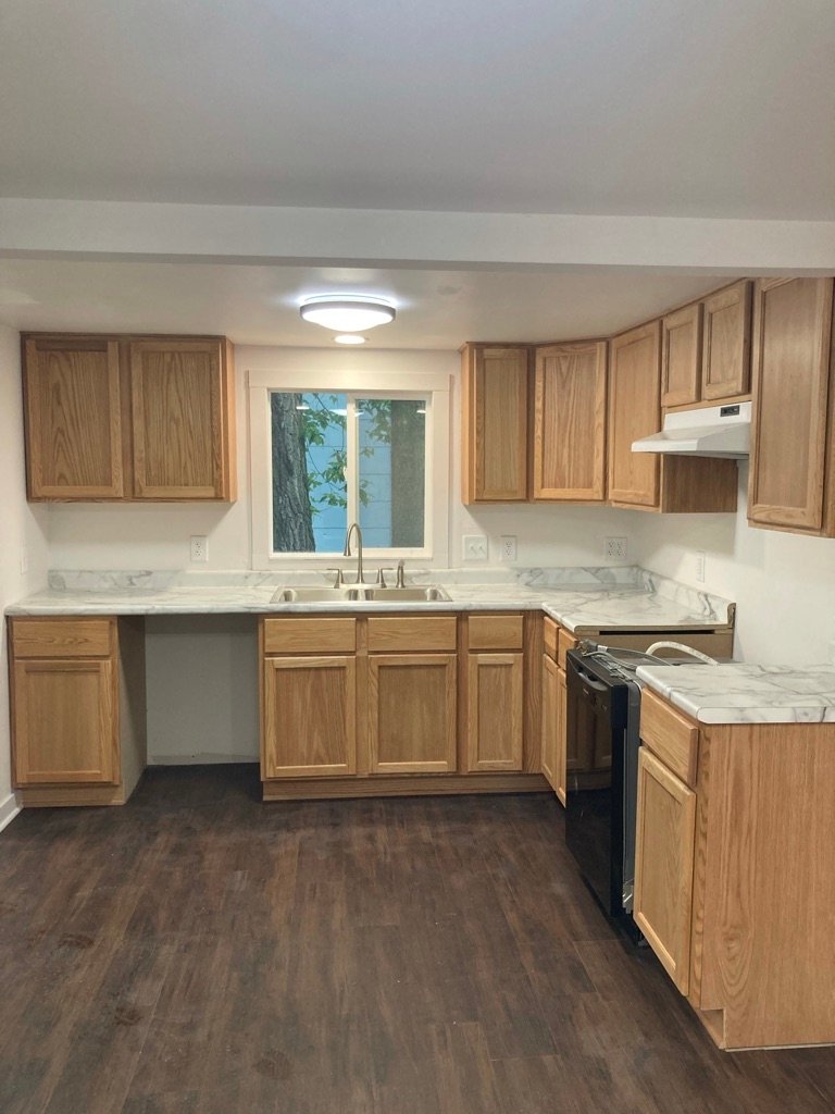 Rockford House: 407 Sawyer Rd