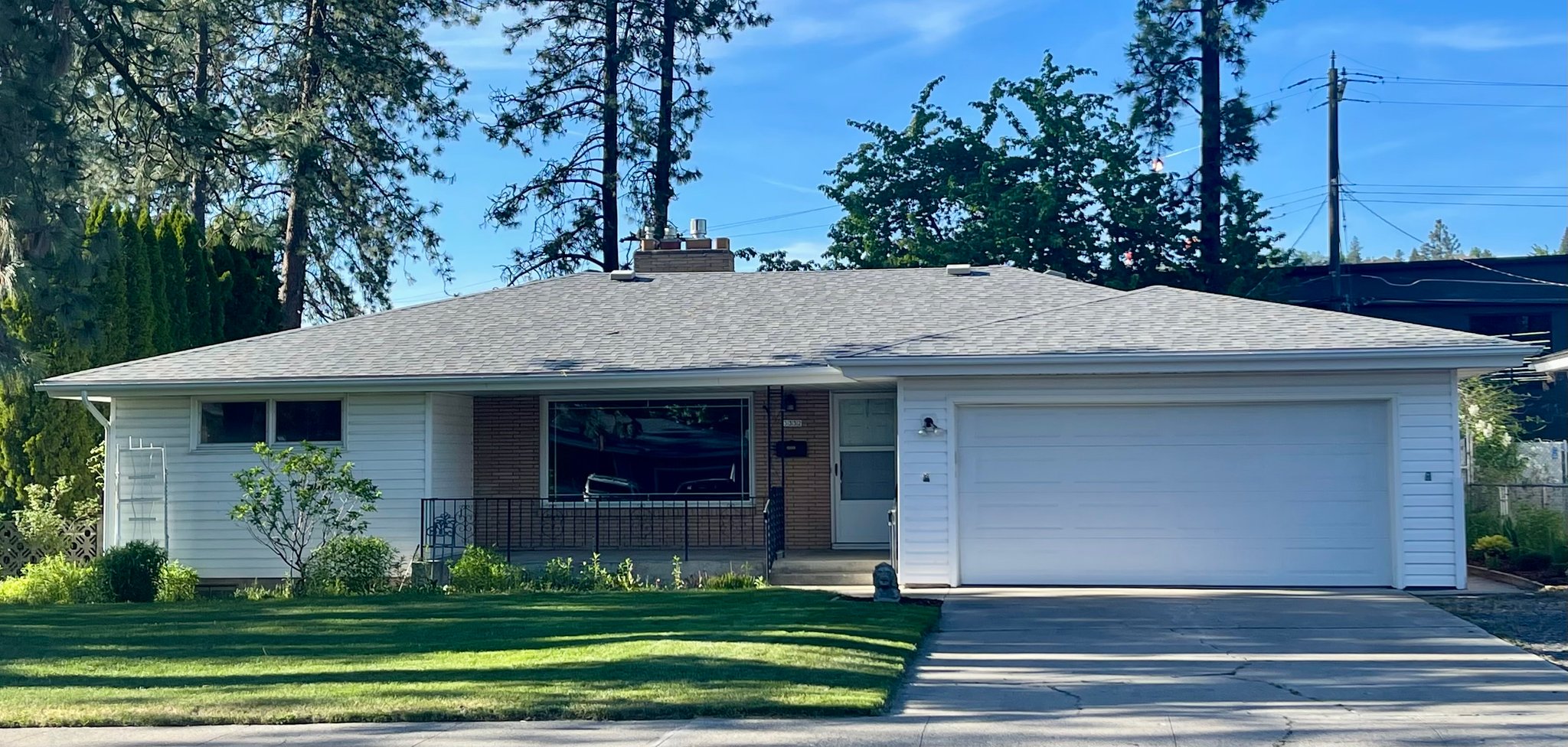 Spokane House: 3332 W Elmhurst Ave