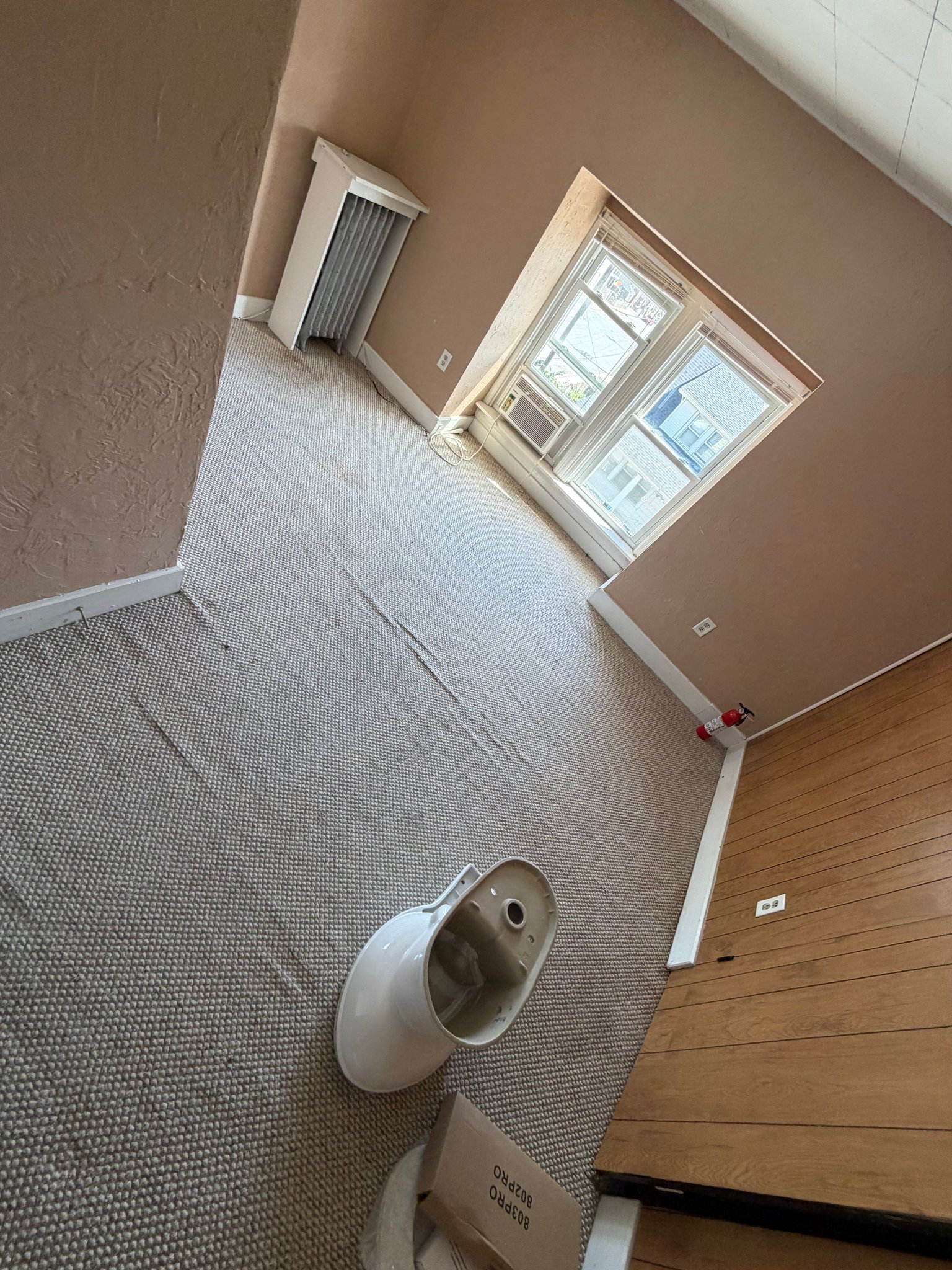 York Apartment: 834 Latimer St