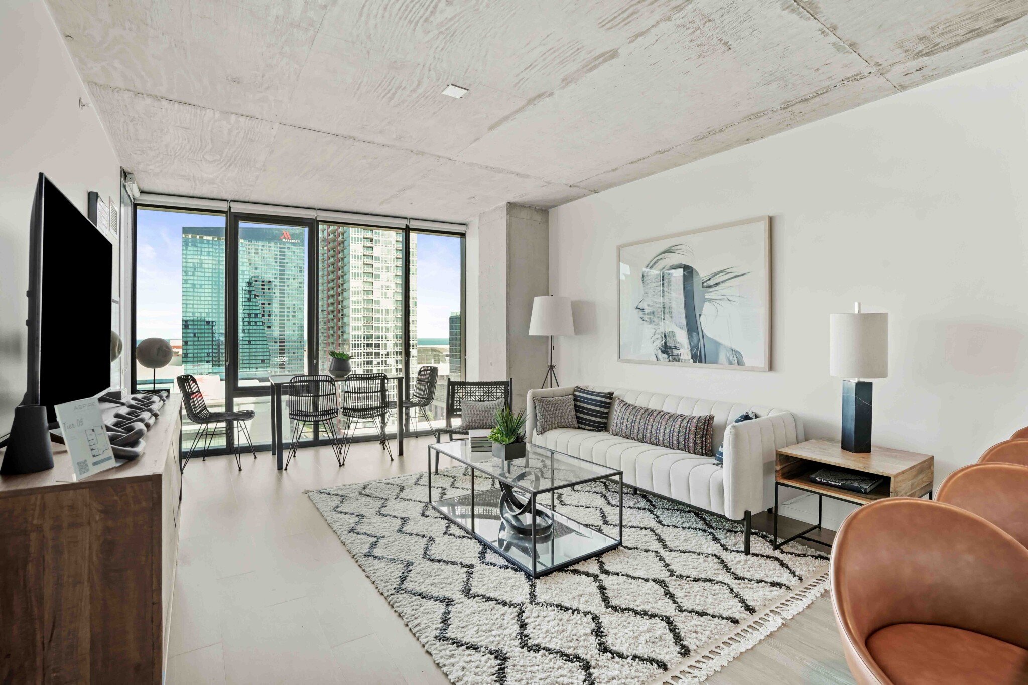 Chicago Condo: 2117 S Wabash Ave
