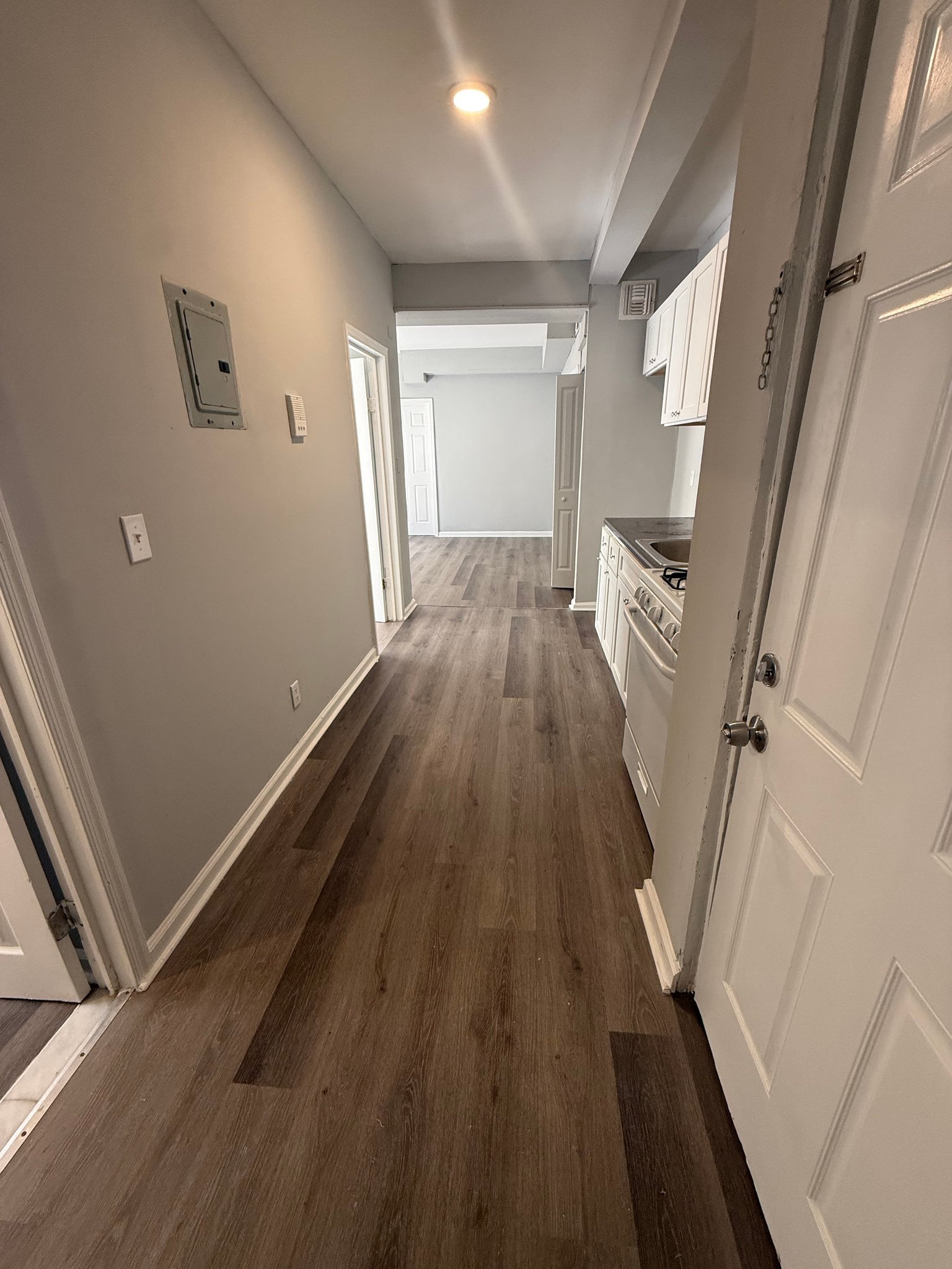 Paterson Apartment: 92 Carroll Street