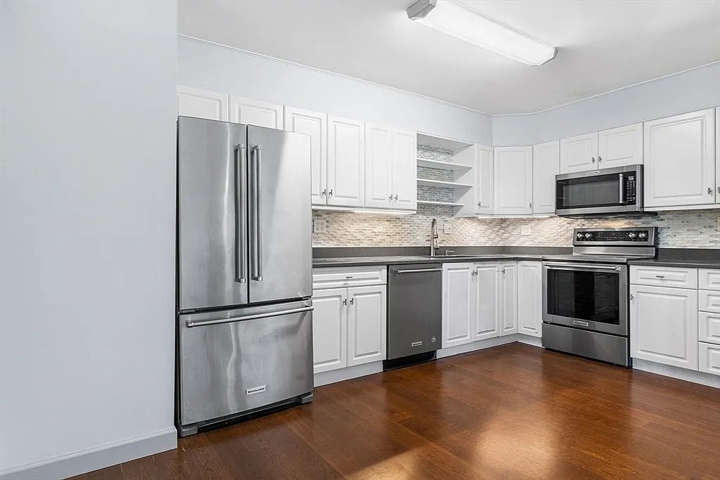 Newton Condo: 20 Hammond Pond Pkwy