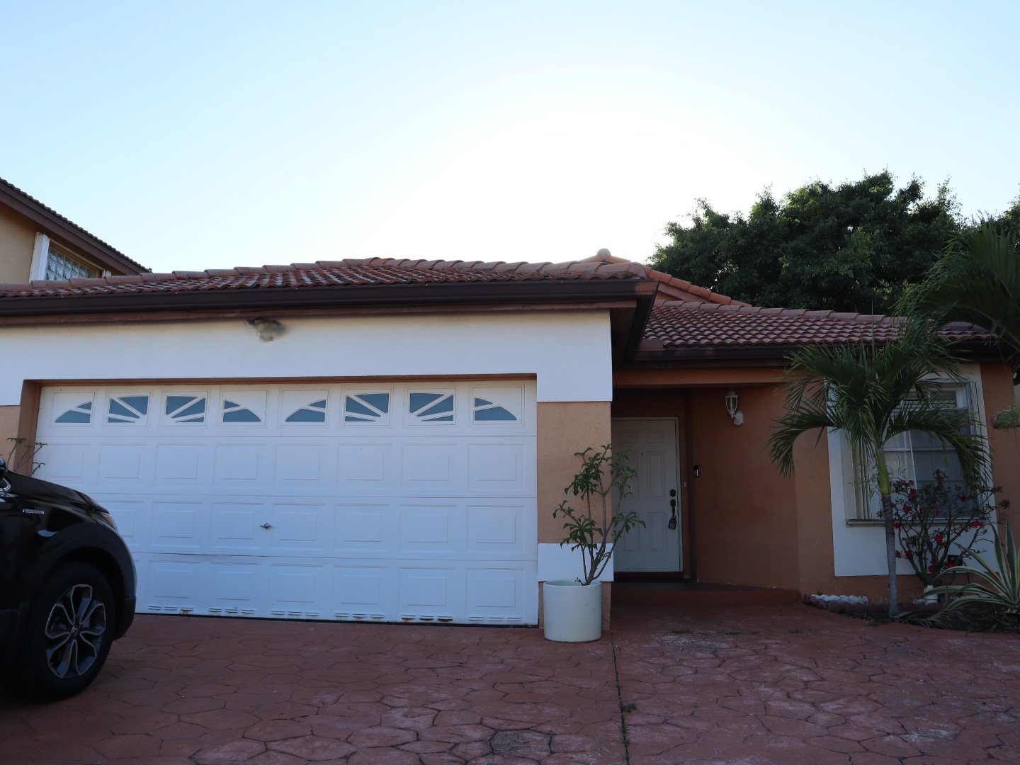 Hialeah Other: 19820 NW 86 AVE