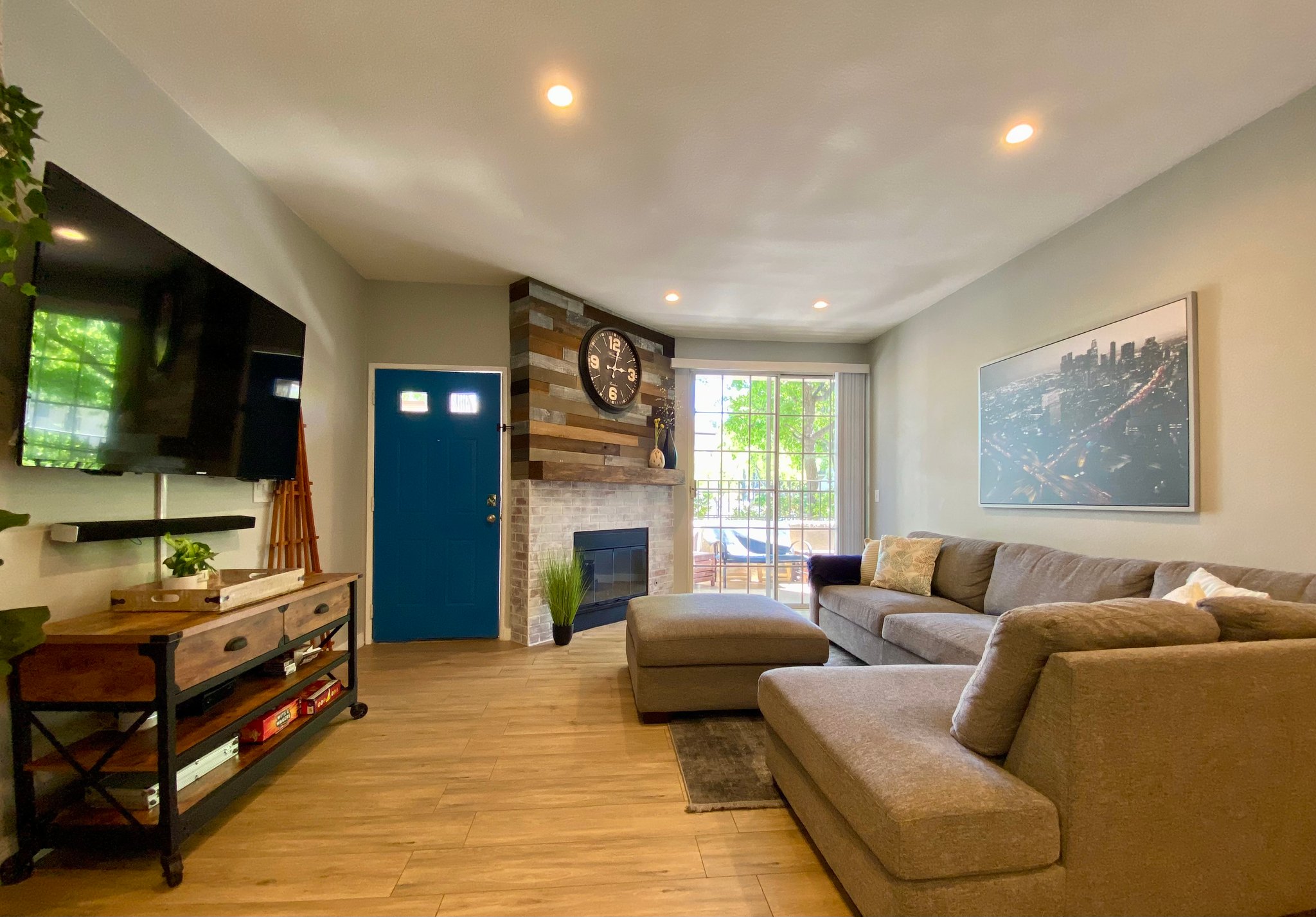 Valencia Condo: 24131 Del Monte Dr