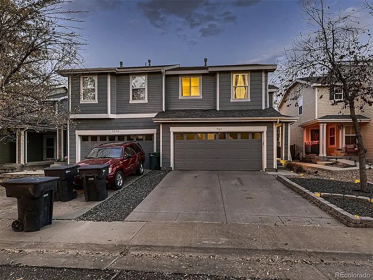 THORNTON Townhome: 9362 Garfield St