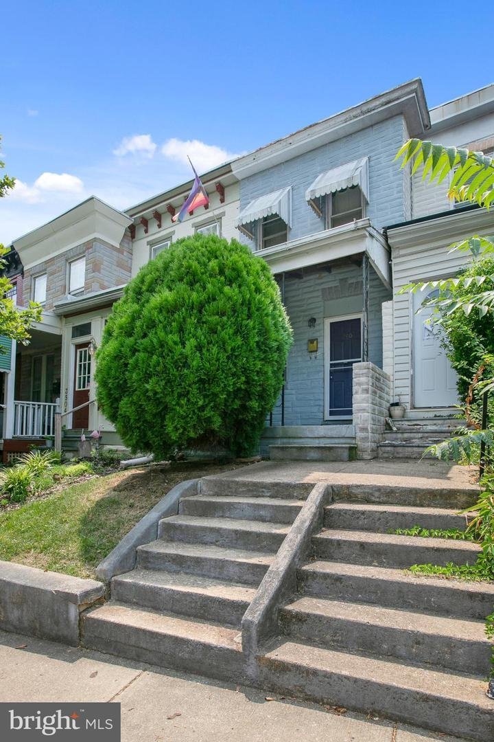 Baltimore House: 3506 Hickory Ave
