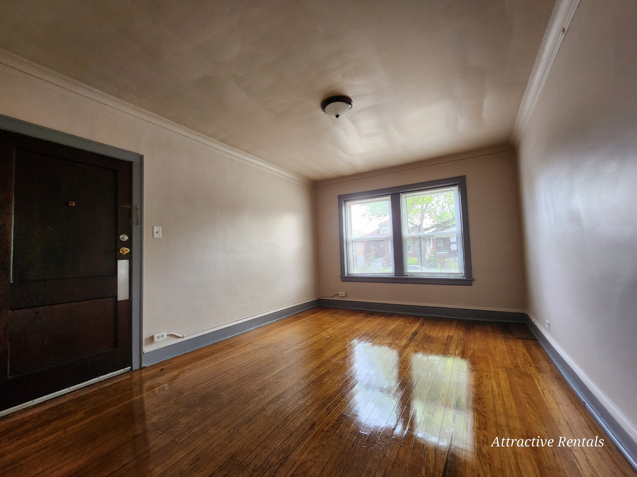 Chicago Apartment: 1056 S Mason