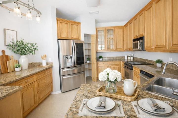 Coral Springs Townhome: 5755 NW 120th Avenue