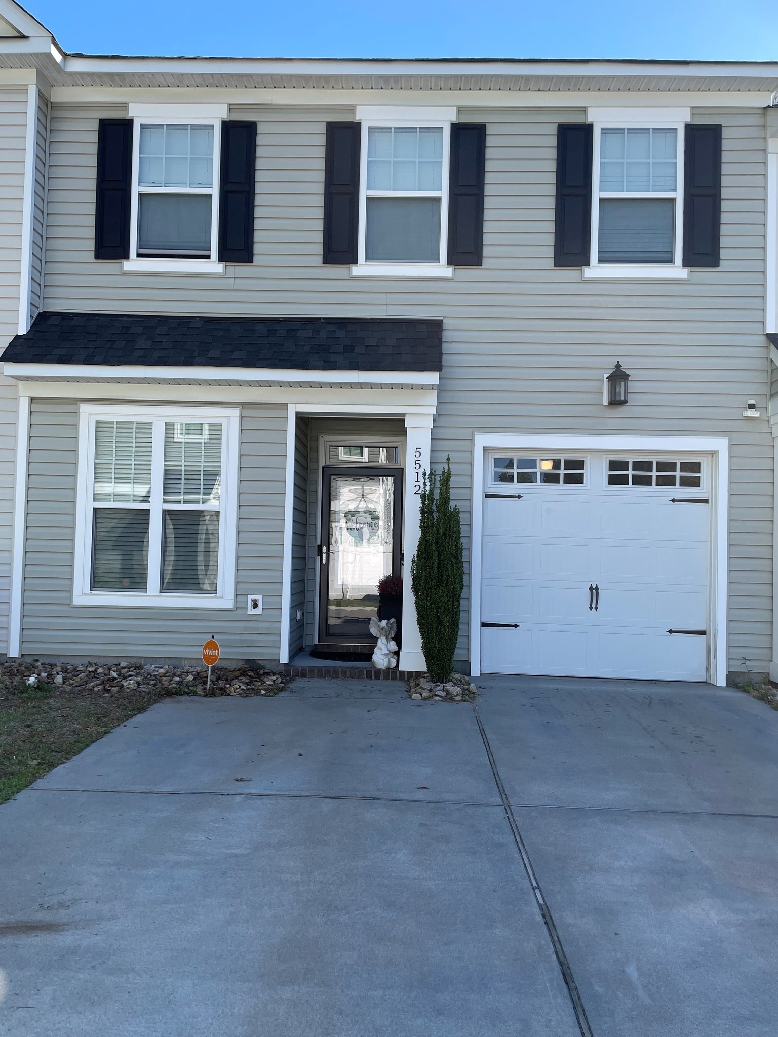 Virginia Beach Townhome: 5512 Moravian Dr