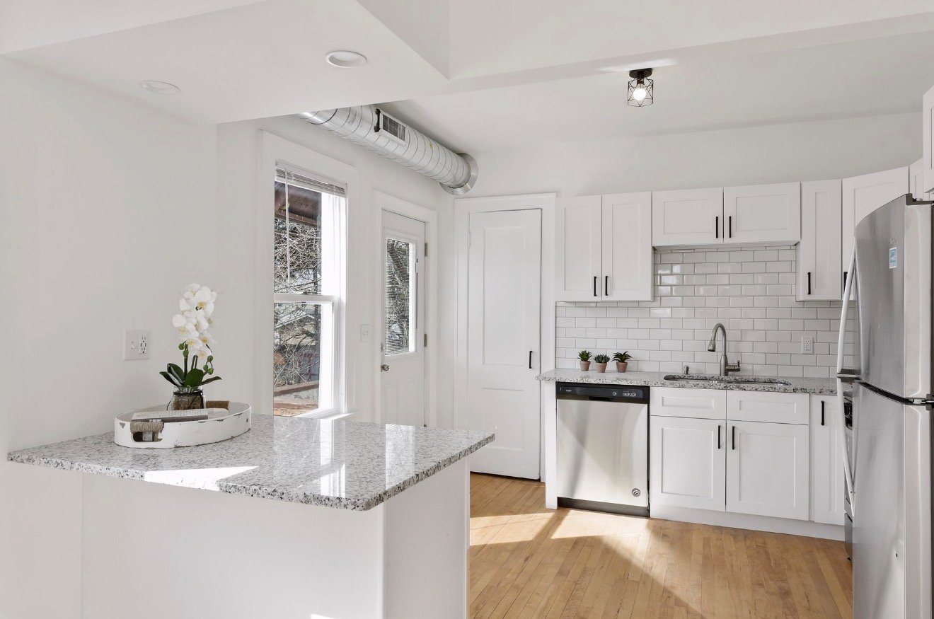 Minneapolis Multiplex: 2550 Jefferson St NE #3