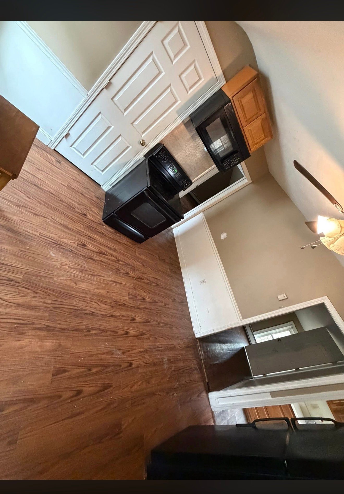 Pawtucket Apartment: 8 Thomas Ave