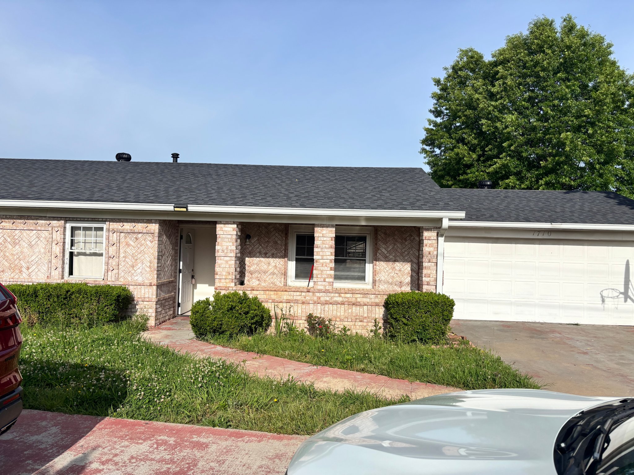 Rogers House: 1710 Monte NE Rd