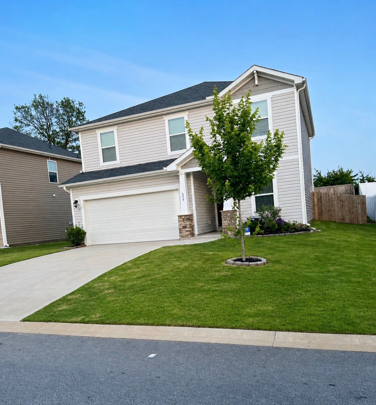 Spartanburg House: 693 Grays Creek Rd