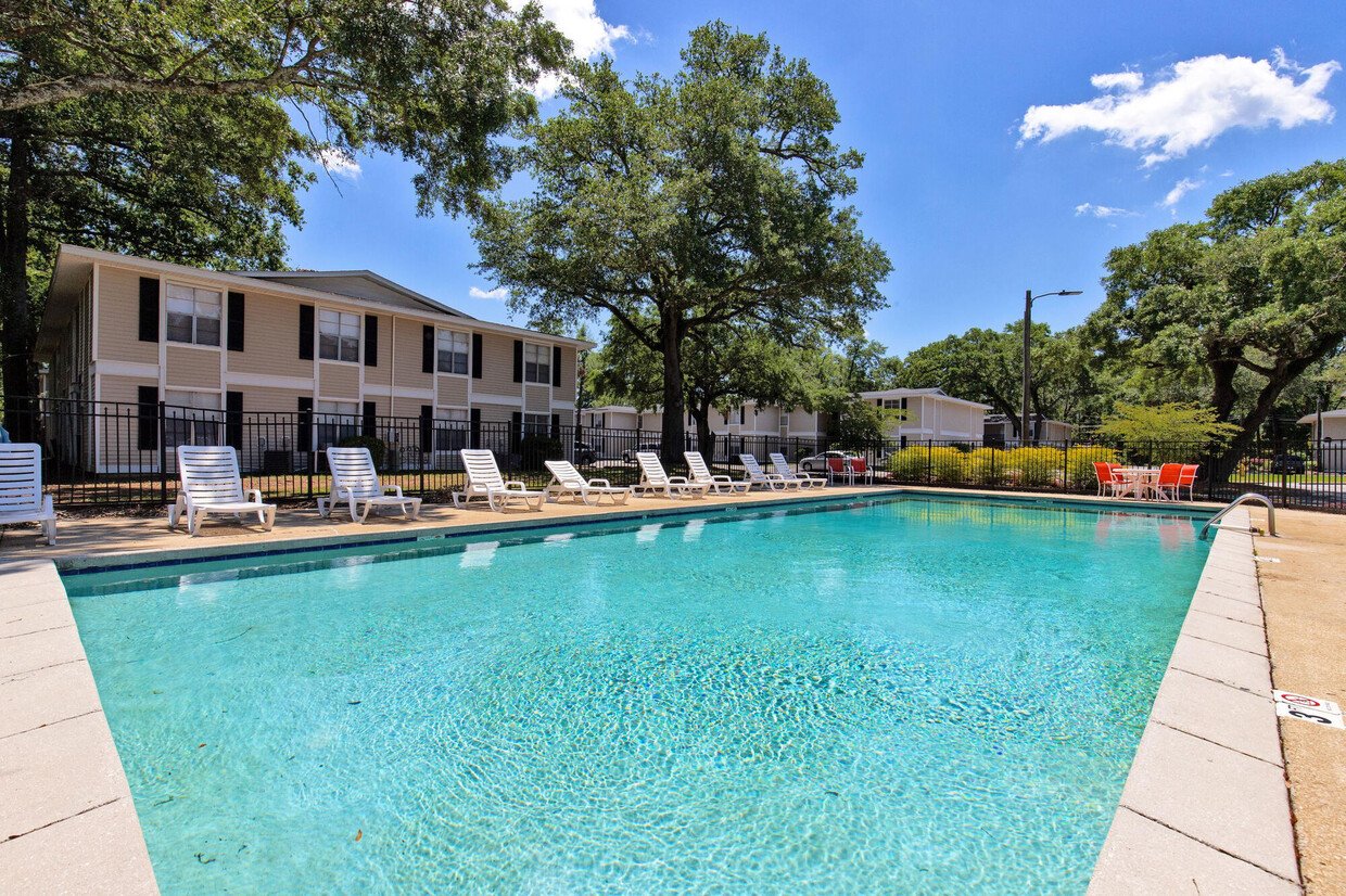 Saraland Apartment: COUNTRY HAVEN APARTMENTS- 100 McKeough Ave