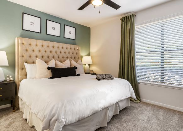 The Woodlands Apartment: 10851 W Montfair Blvd