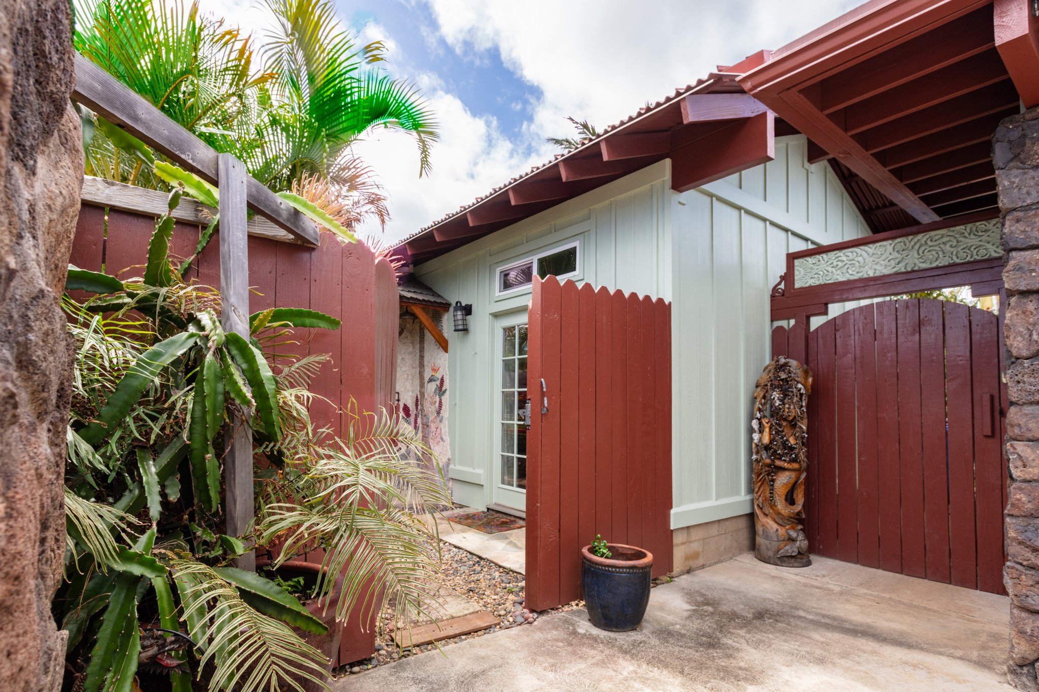 Kailua House: 308 Awakea Rd