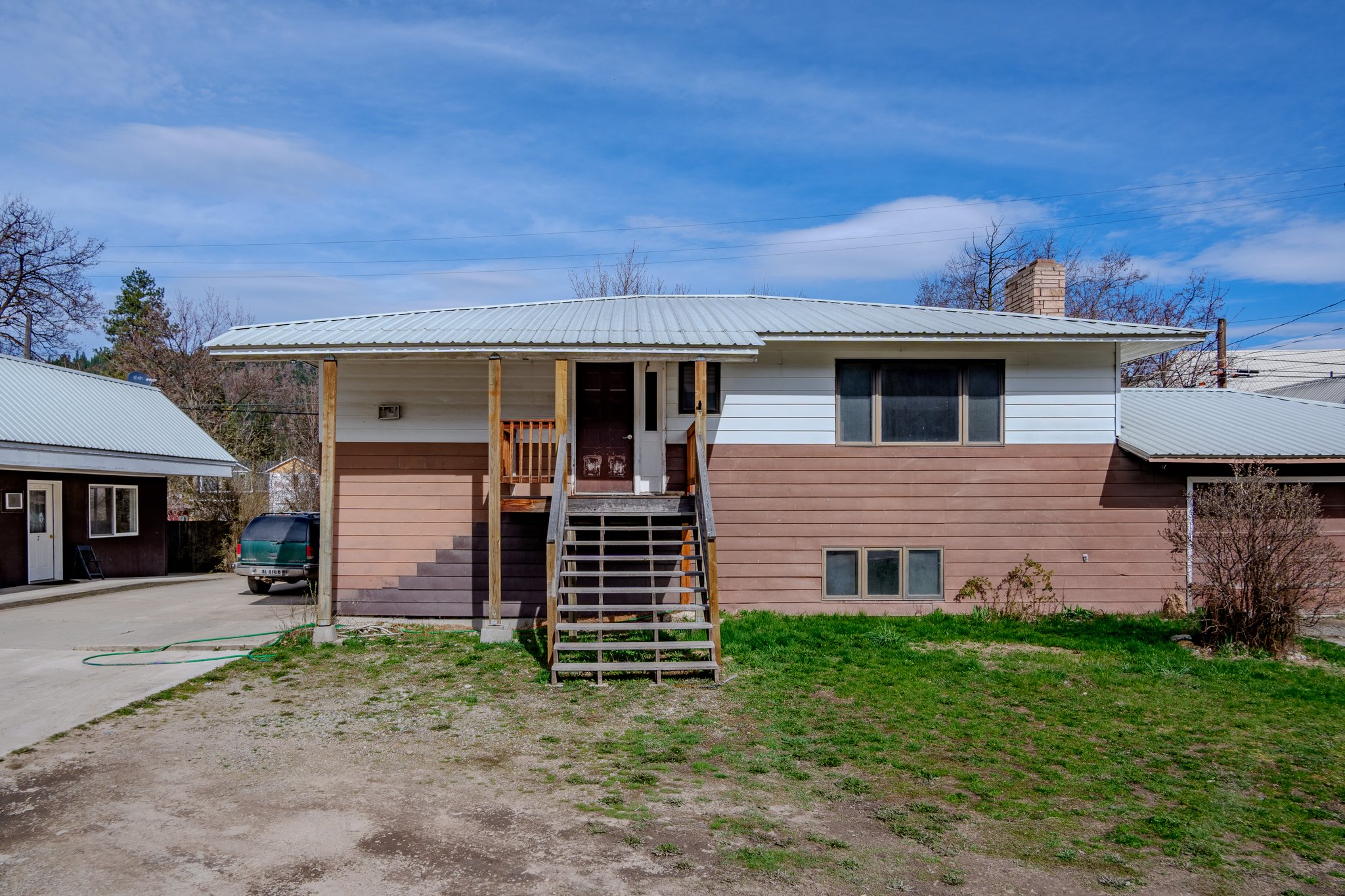 Troy House: 213 Missoula Ave