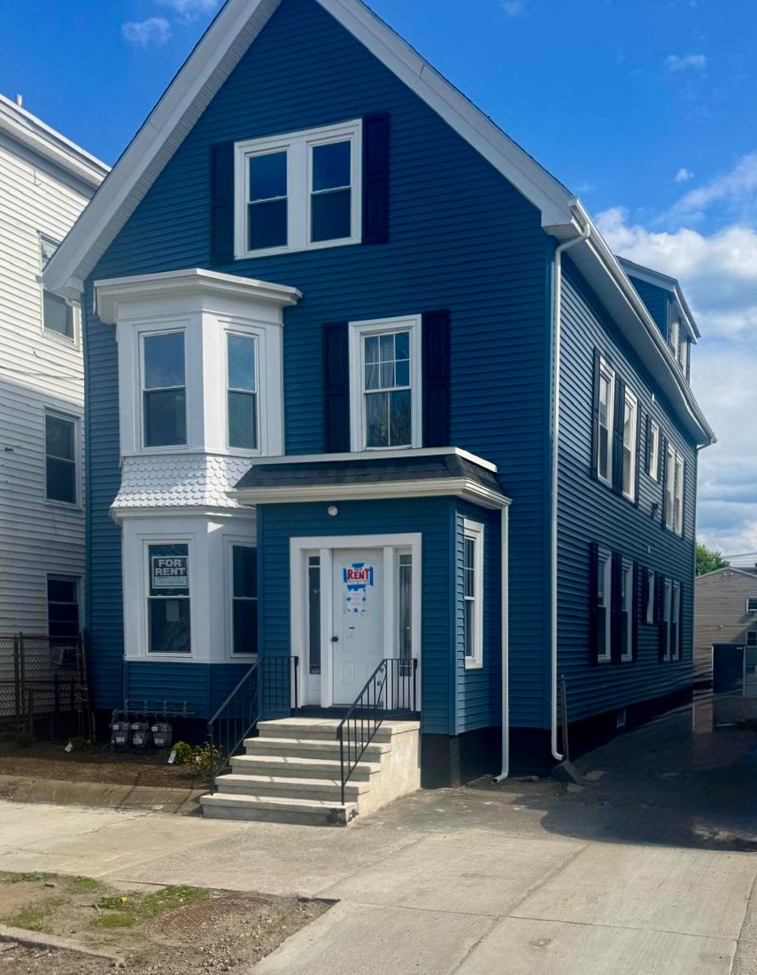Lynn Apartment: 140 S Common St