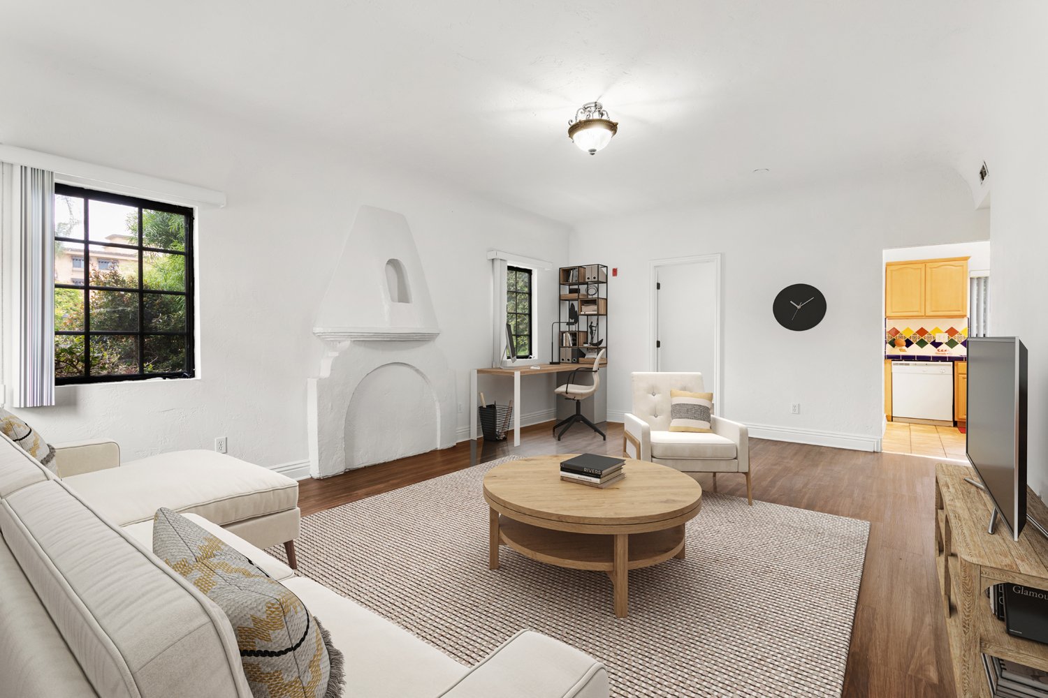 Los Angeles Apartment: 2623 Ellendale Pl
