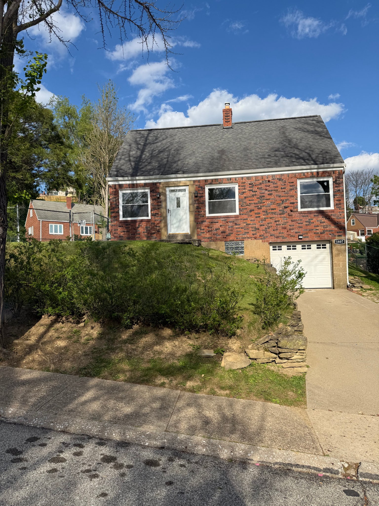 pittsburgh House: 1807 Seaton Street
