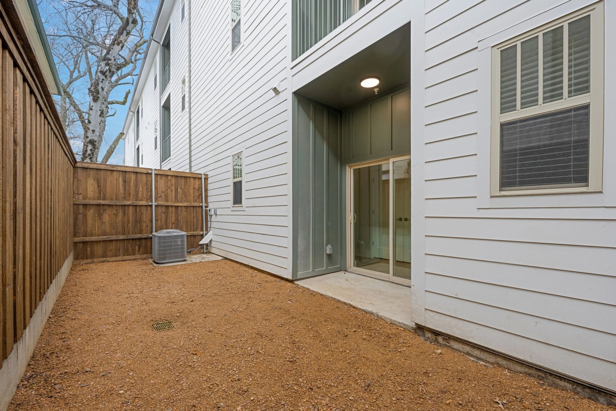 Dallas Apartment: 5313 Reiger Ave