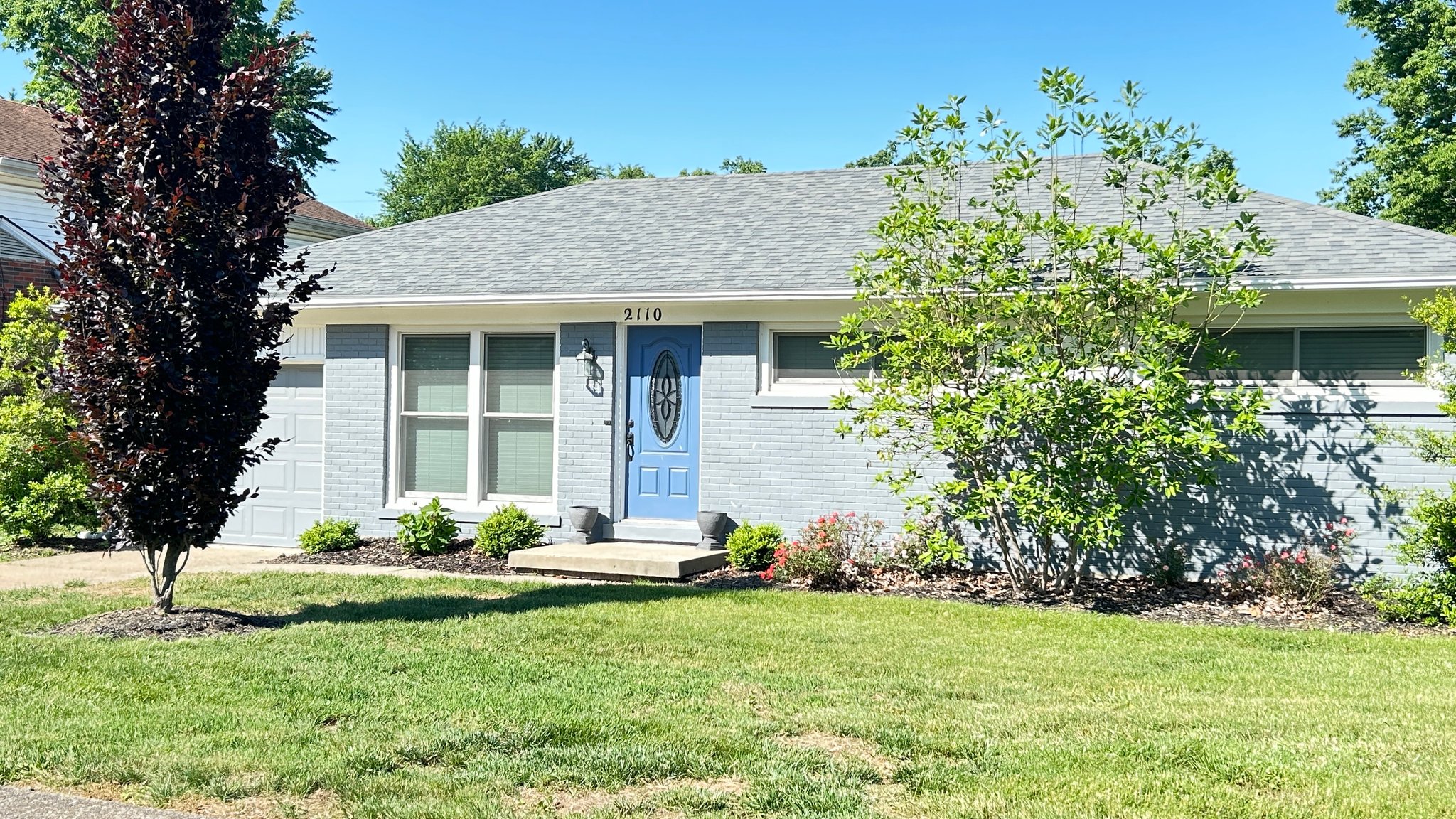 Louisville House: 2110 Keeneland Blvd.