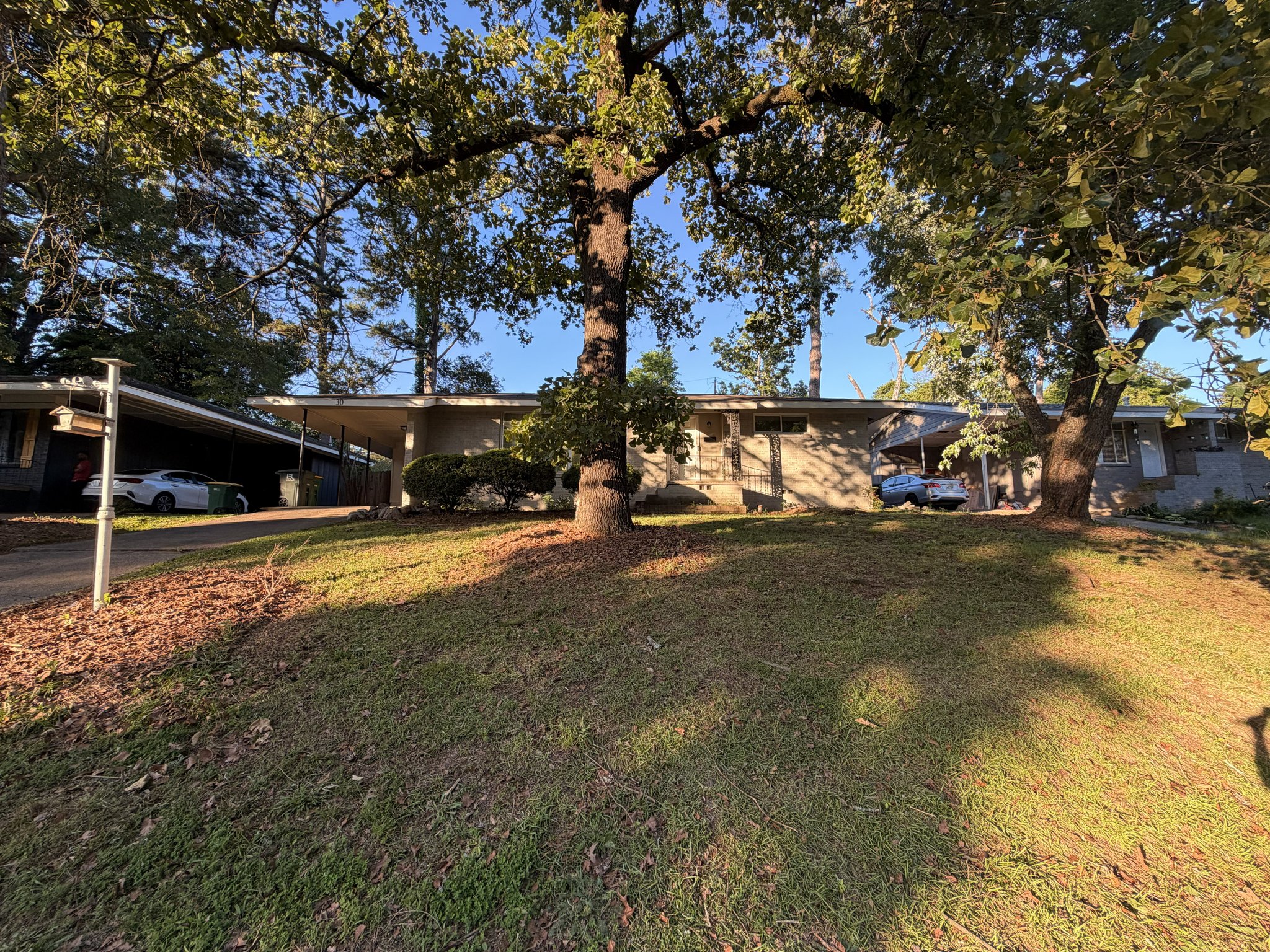 Little Rock House: 30 Belmont Dr