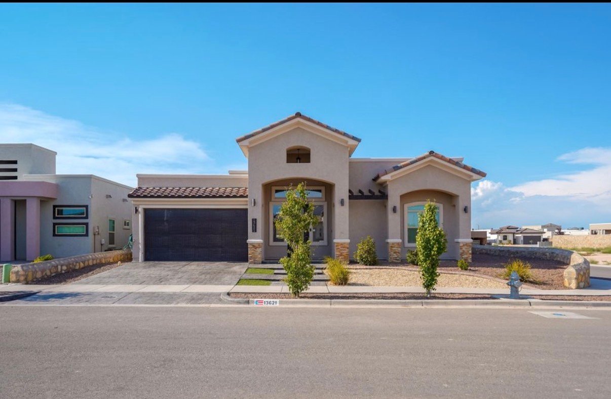 El Paso House: 13621 Bradford St