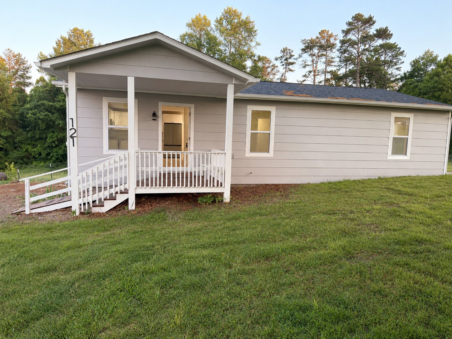 Seymour House: 121 Maryville Hwy