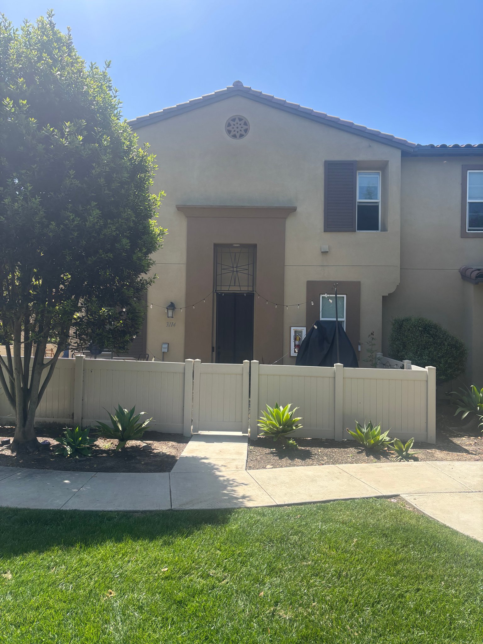 Carlsbad Townhome: 3114 Dilla Pl