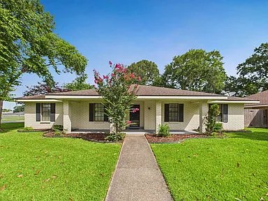 lafayatte House: 128 pigueon loop
