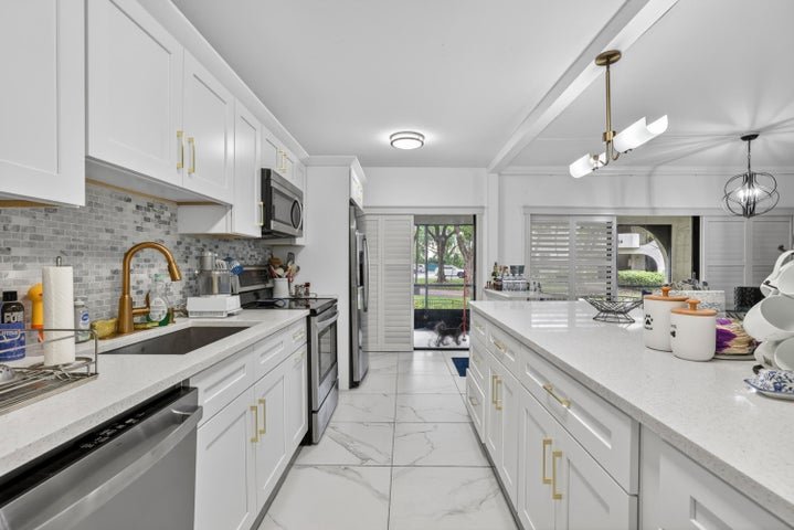 Boca Raton Condo: 6328 W Longboat Ln Lane W 101