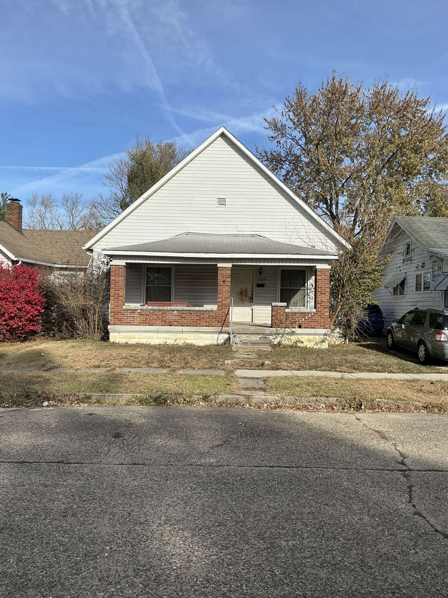 Terre Haute House: 2124 1st Ave