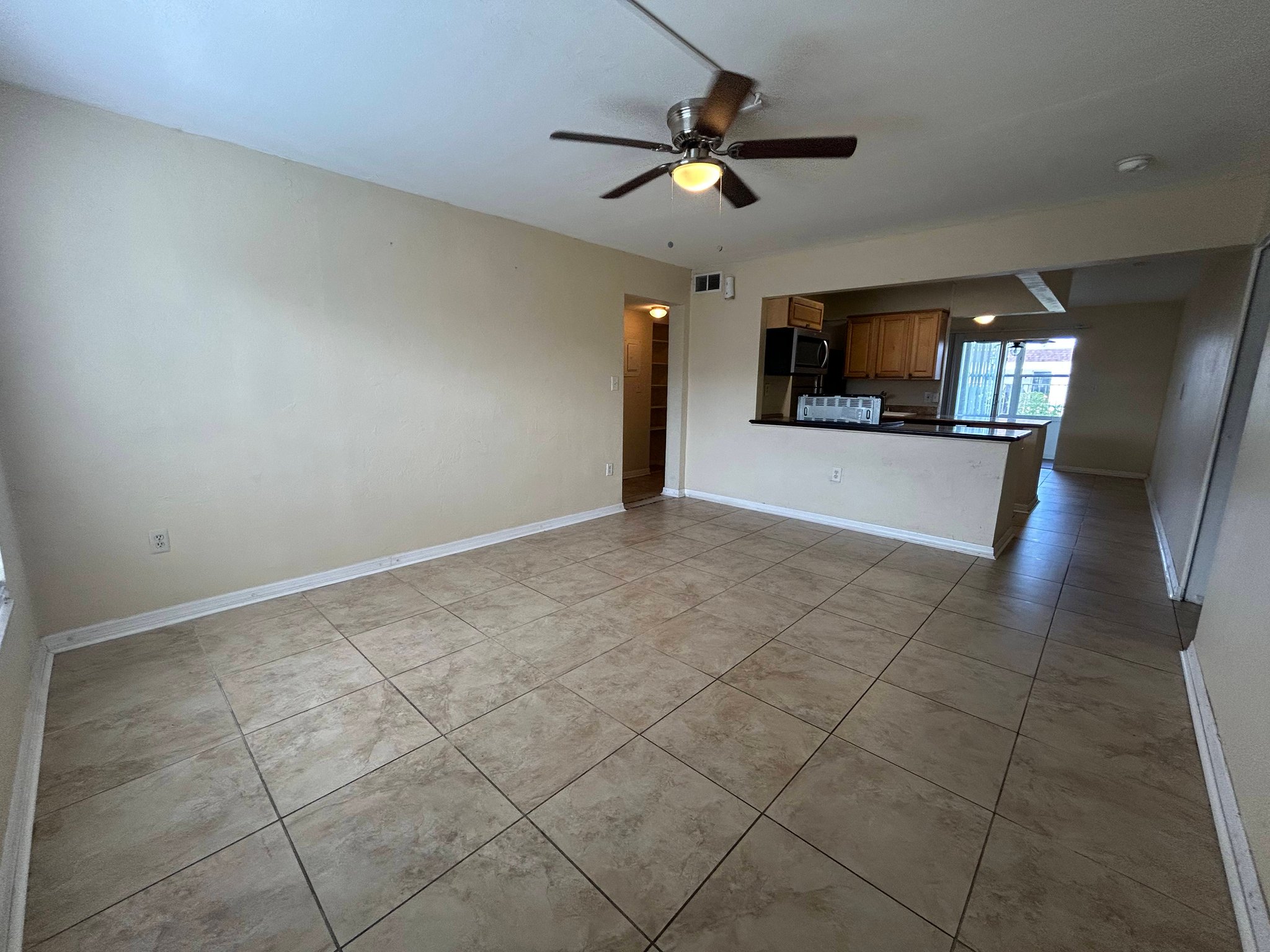 Fort Myers Condo: 2828 Jackson St
