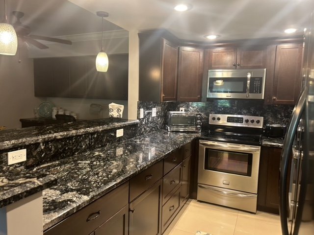 Deerfield Beach Single Room: 123 Deer Creek Blvd
