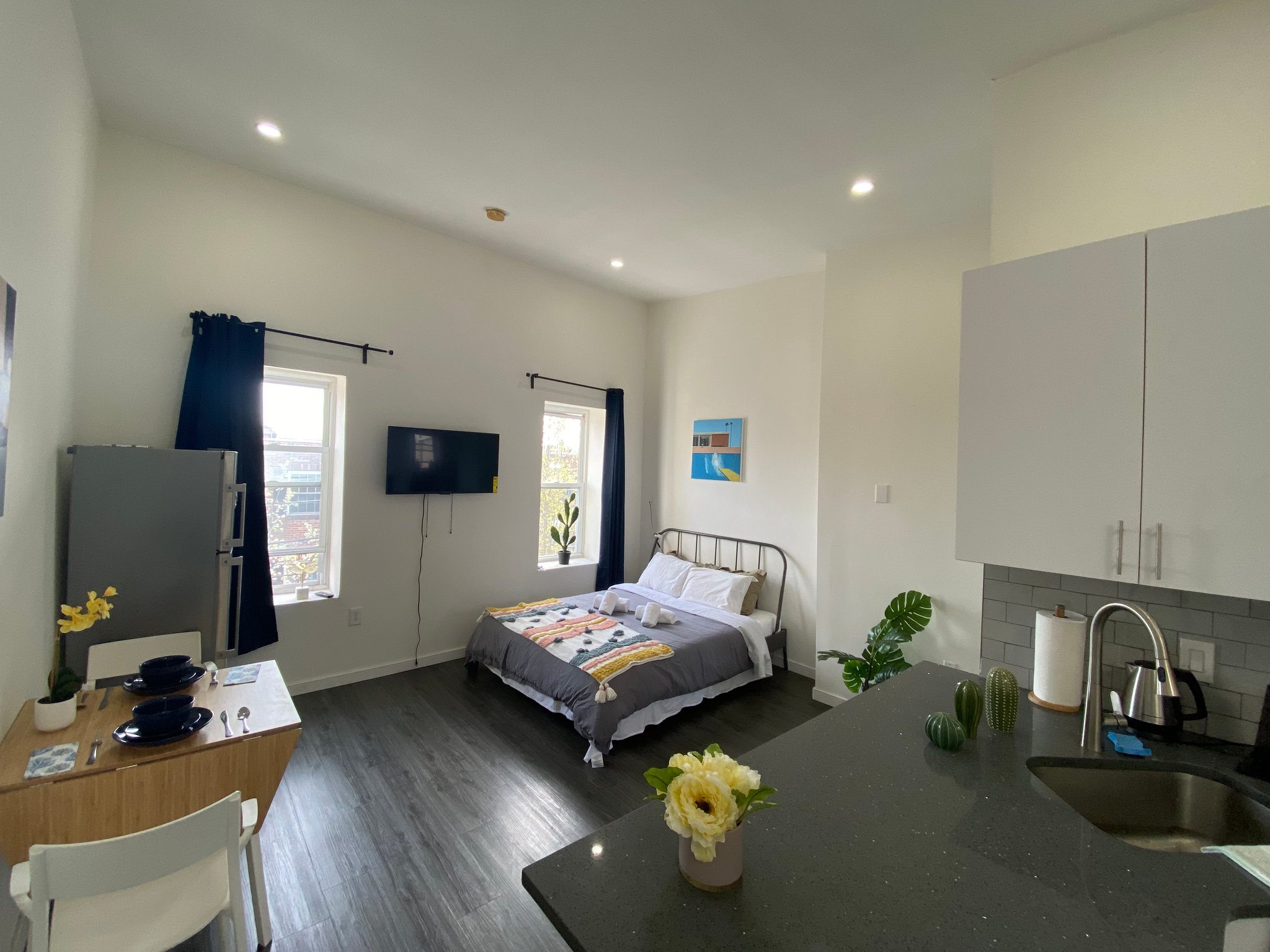 Philadelphia Apartment: 1725 Bainbridge St