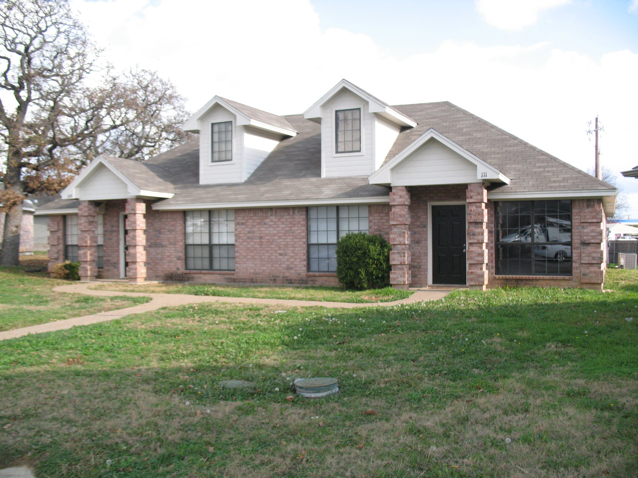 Weatherford Townhome: 112 O'brien Ct