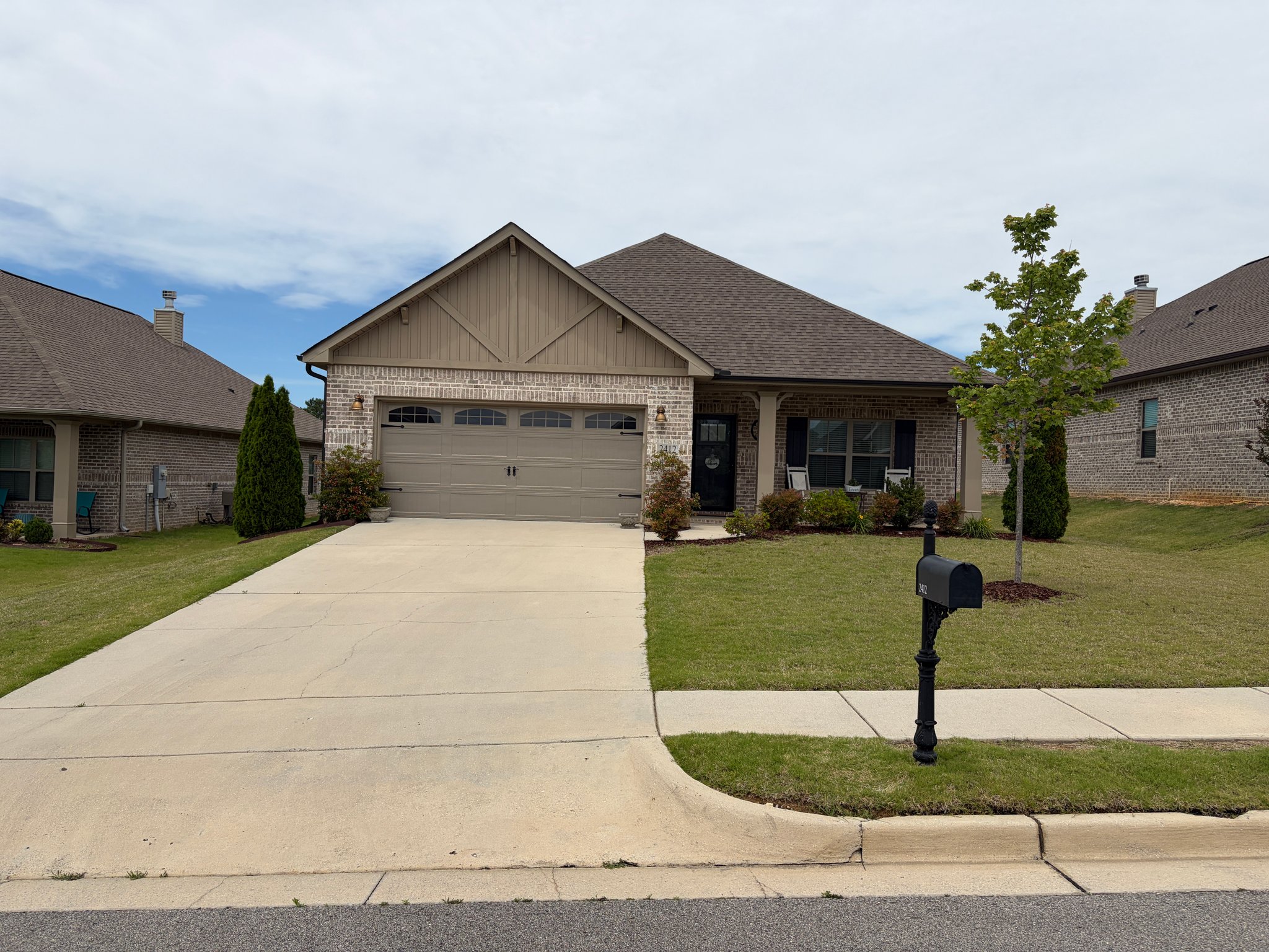 Huntsville House: 2412 Celia CT SW