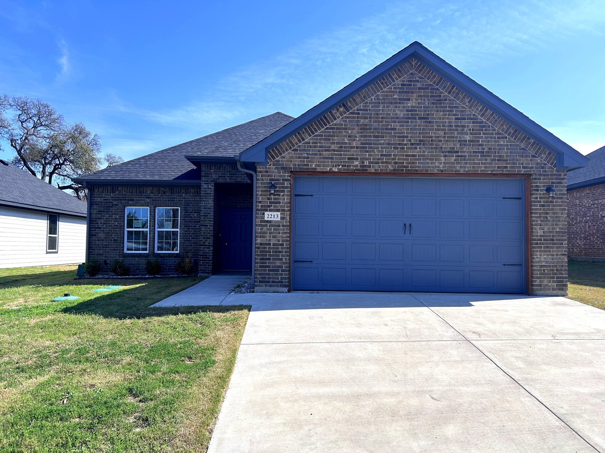 Granbury House: 2213 Beverly Drive
