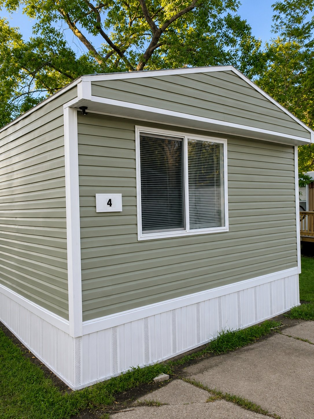 Centralia House: 4 Deerwood Park