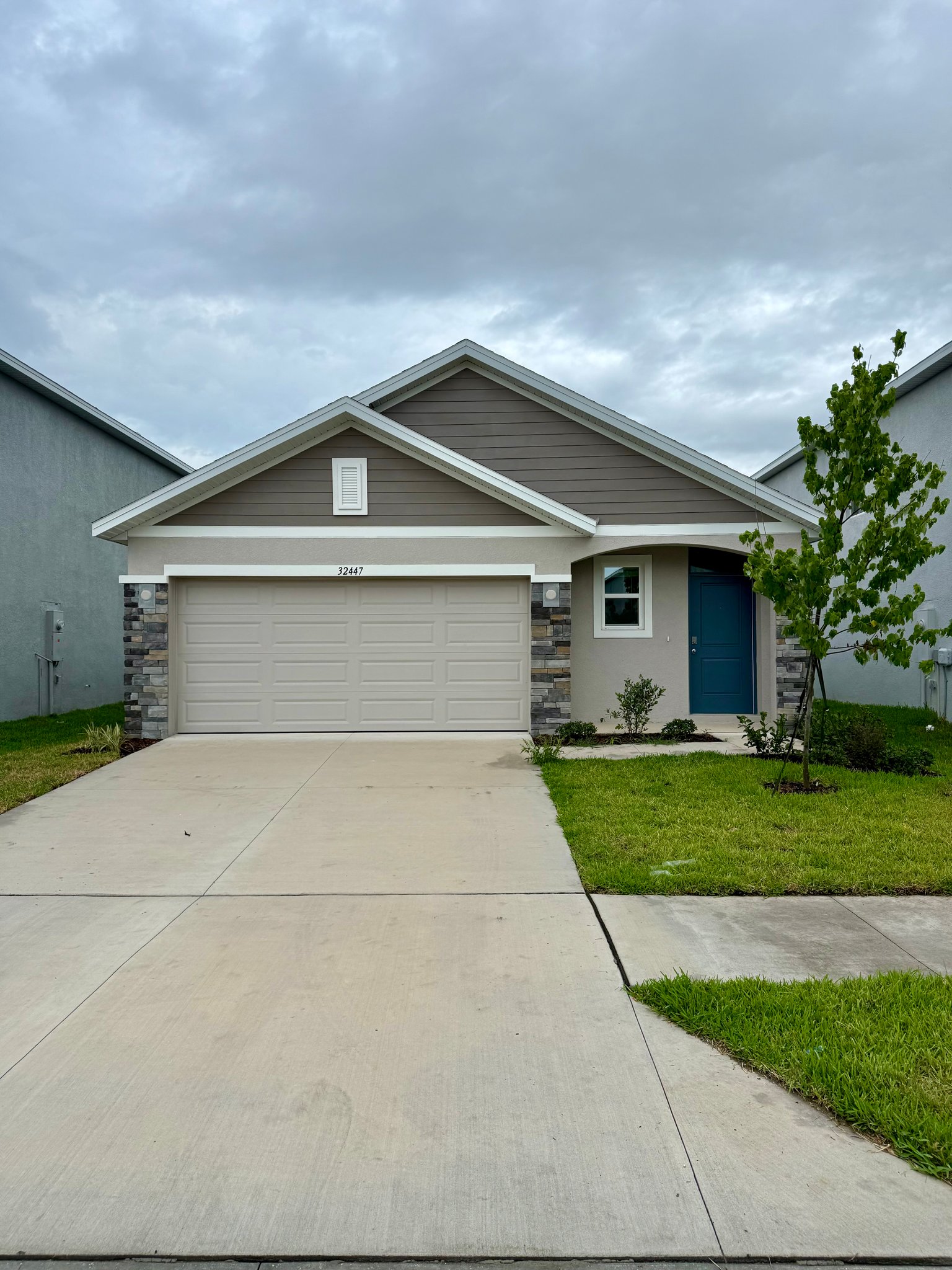 Wesley Chapel House: 32447 Weathered Oak Dr