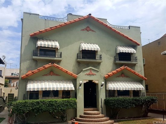 Long Beach Condo: 231 W 5th St