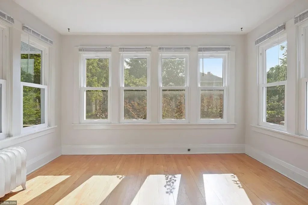 Minneapolis Townhome: 2748 Aldrich Ave S