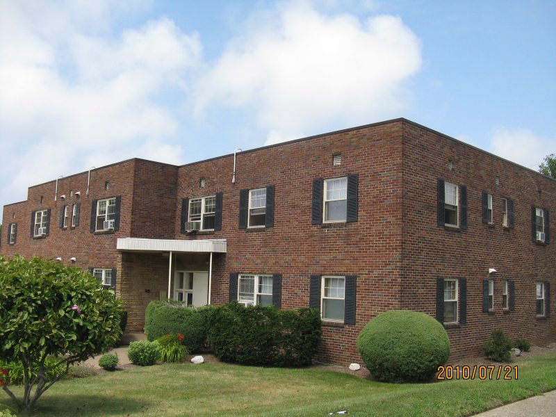 Erie Apartment: 715 Connecticut Dr Unit 12